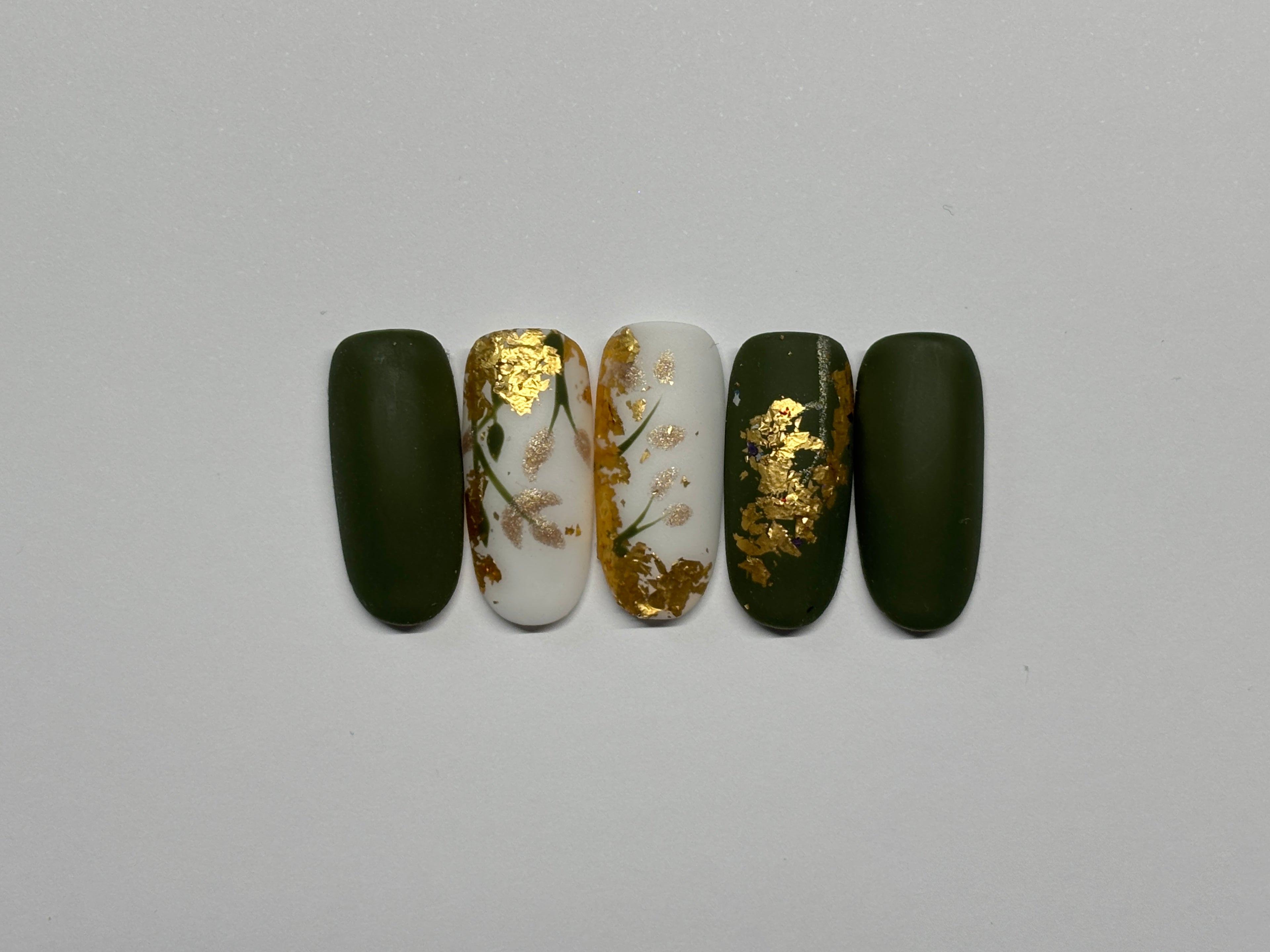 Nail-Set "Golden Green"